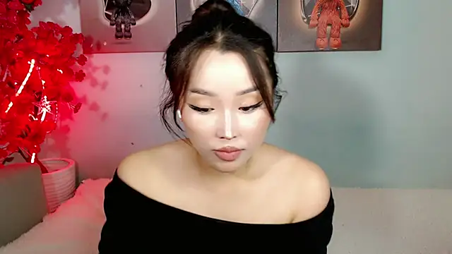 Ichiben - blowjob with 2 dildos