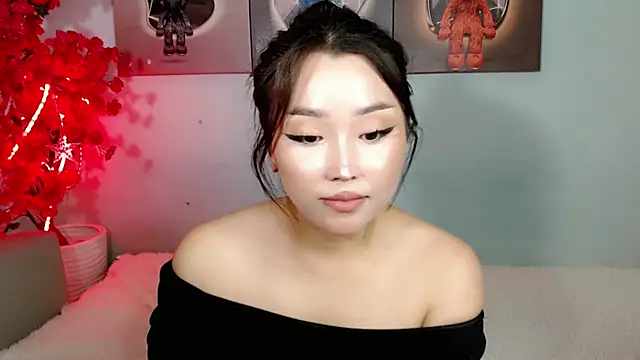 Ichiben - blowjob with 2 dildos