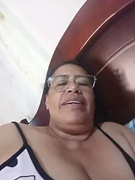 Emilif_ - Insert fingers into the vagina for 5 min