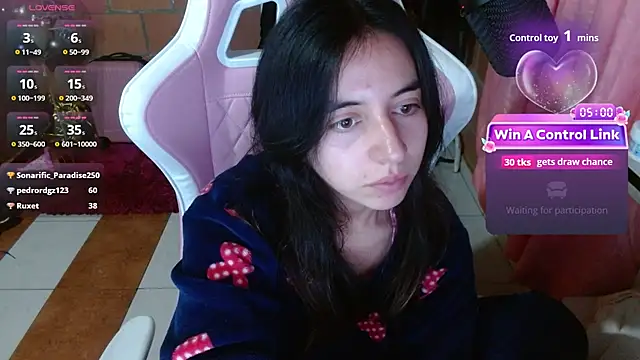 Maggie_Fox3 - SHOW CUM