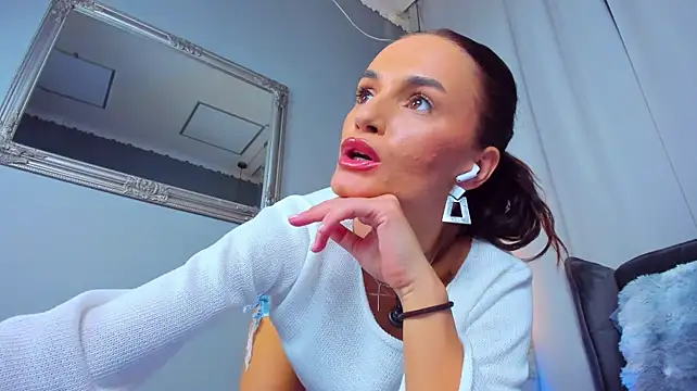 CarlaWhite - Lets get naughty!!!!