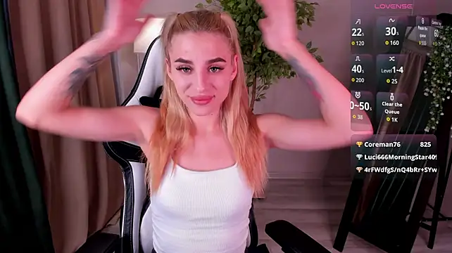 Emy__angel - topless