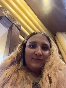 AdelRich - Adel slip boobs Ameli risky place
