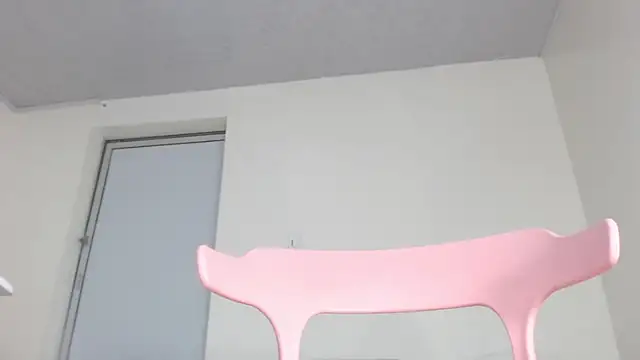Kitty_Mifl - FUCK A BIG BOTTLE IN MY PUSSY