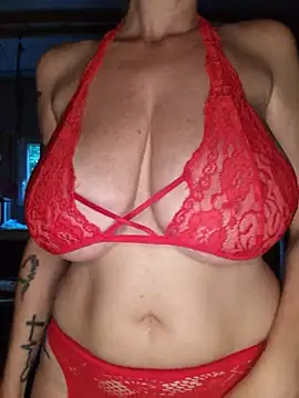 LadySecret_X - Titfuck 🍒
