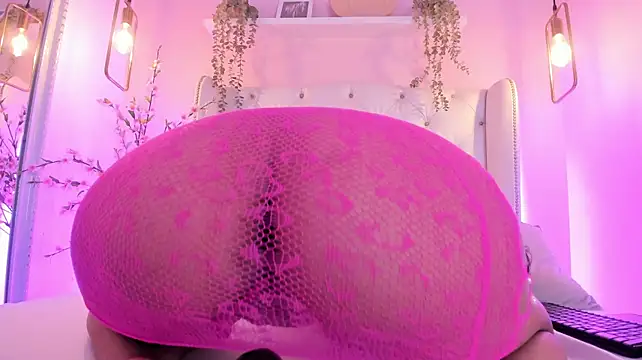 ScarlettRoot - rub hard pussy