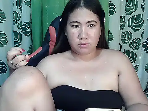 Islandbabe22 - play pussy with dildo