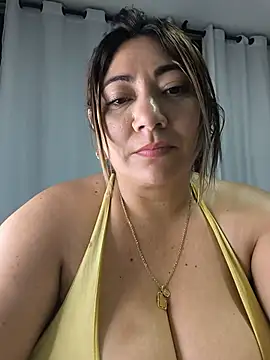Kendra_fire - Show boobs
