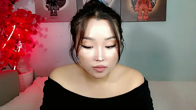 Ichiben - blowjob with 2 dildos