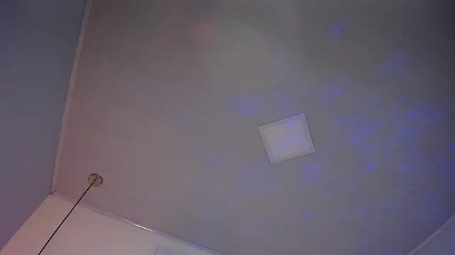 Ayshel__ - scissor position