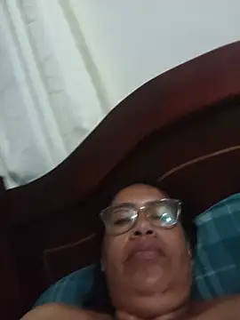 Emilif_ - Insert fingers into the vagina for 5 min