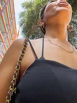 Lean_lie8 - 🍆Show Naked tits😋For STRANGER RISKY