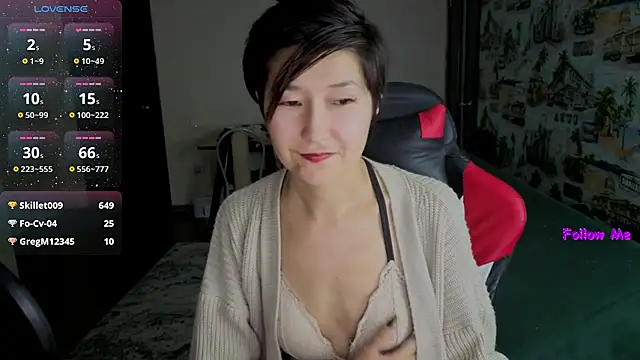 LeyylaStoone - see goddess naked (strip)