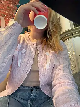 -NaughtyAngel-