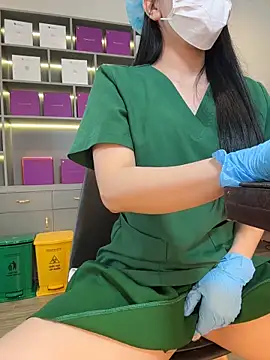 Secretly_masturbating - masturbating with the doctor at the clin