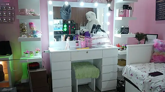 AsianSweetMilf - Horny MILF's SQUIRT!