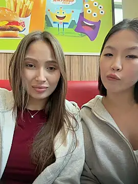 Coconut_milk - Take off top 1 girl 1 min