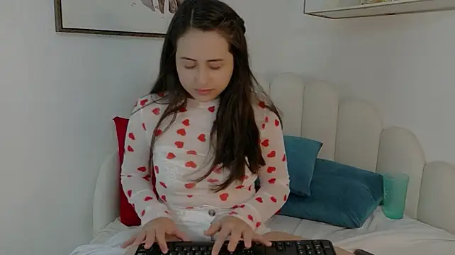 Cassandra_Armani - Play torso and open asshole 💜🔥