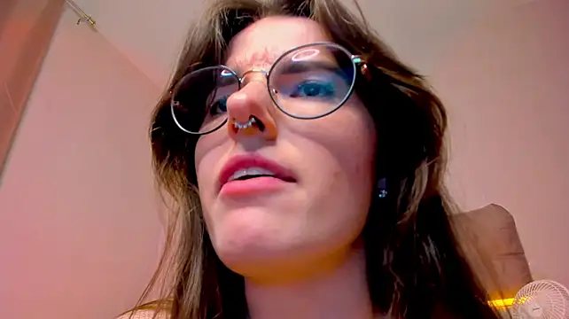 AriellaTesk - ❤️play with my nipples close up❤️