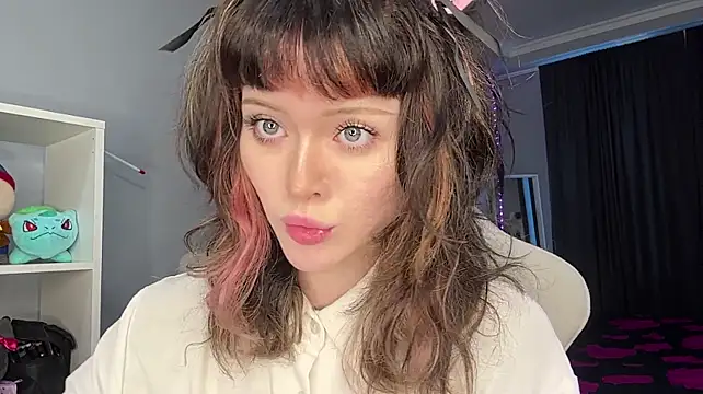 ShadowBarbie - finger in ass