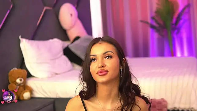 LilaRoses - Make me wet and hot