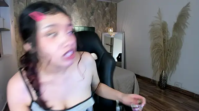 Iam_Andre - Suck fingers + ahegao