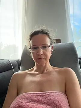 AnnikaRose - Naked Orgasmus