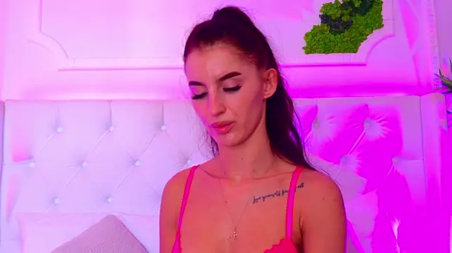 ElisaCharm - Oil boobs+ride a pillow😈
