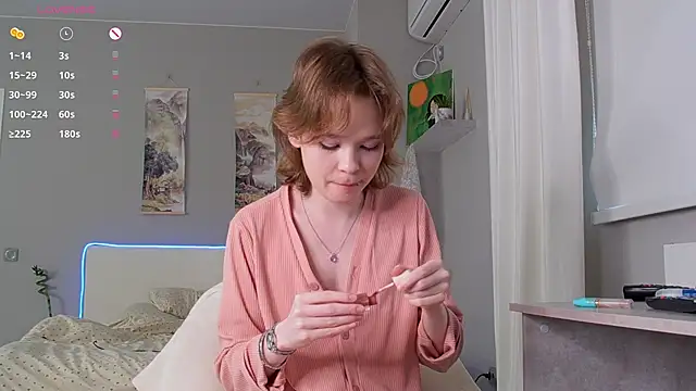 Kellybbface - dildo inside pussy XO
