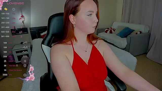 Fire_Emily_ - Show me your tits and play nipples 3min