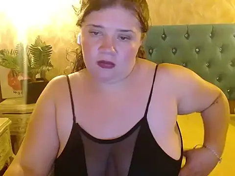 XSabrinaFox - Oil on my tits