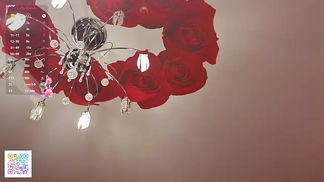 VirginaCoty - Squeeze my ass😍