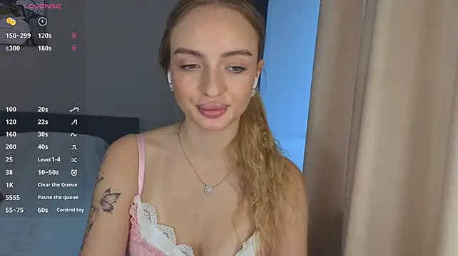 A_delina - oil ass🍑