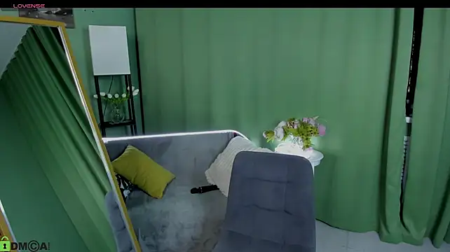 LeticiaRomano - do you like being with me