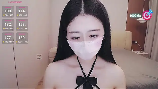 CN-xiaofei - 换上一套性感的比基尼+乳胶