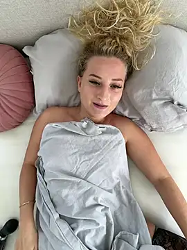 MileySummer - 40 Ass Slaps 🩵