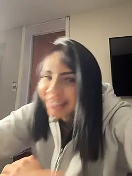 Hilary_pinkk