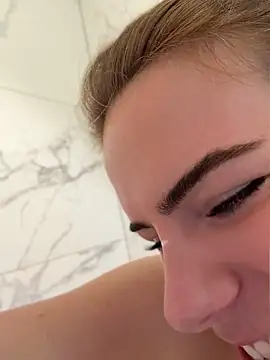 Oliviafranciis - 3 Min Toy Control