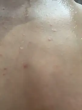 Adelina0001 - Squirt in shower room