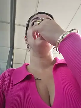 Micorazonheolmiangel23 - Enleve string plus photos💦💦💦