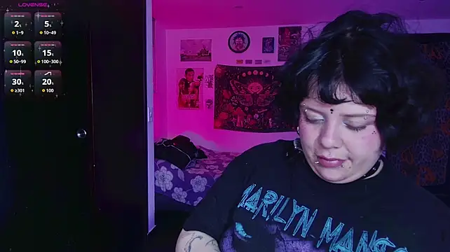 Sabrina_scarlett - squirt and drink hehe