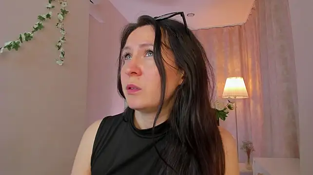 Lea_shadom - your dick between tits