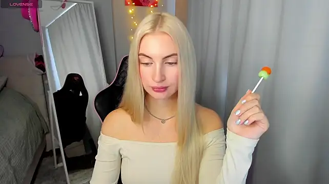 Kimmy_powell - plug in my sexy ass