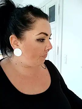 CurvyBonnie_XO - 🔥 Snap/Whatsapp🔥 + 🎁 15 Hot Videos 🎁