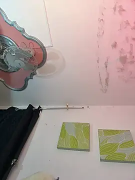 Lili__taylor - 😈plug in my ass 😈