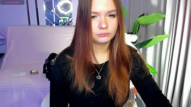 CutieChloee - show boobs