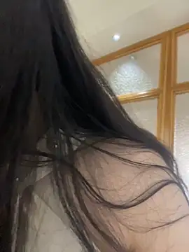 Luna-girl - 大白牛震阴蒂