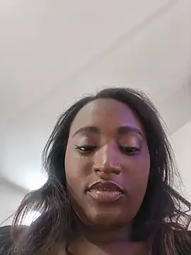 Naomy_makani - 💖 Undress Me