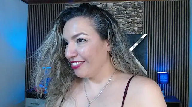 Marie_hss - finger in pussy with panties 🤠