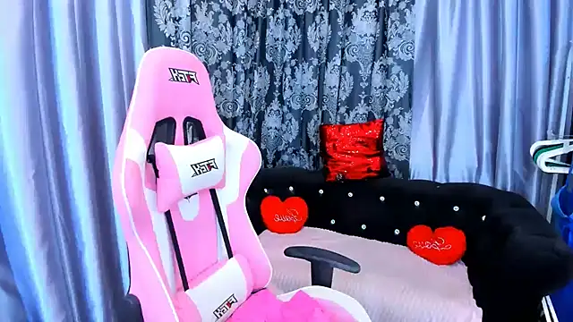 KamilaFoxy - BIG SQUIRT